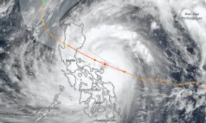 Fung Wong thành siêu bão, Philippines sơ tán 100.000 người